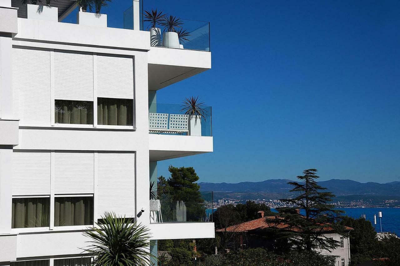 Stylish Apartment 100 M From The Beach Opatija Eksteriør billede