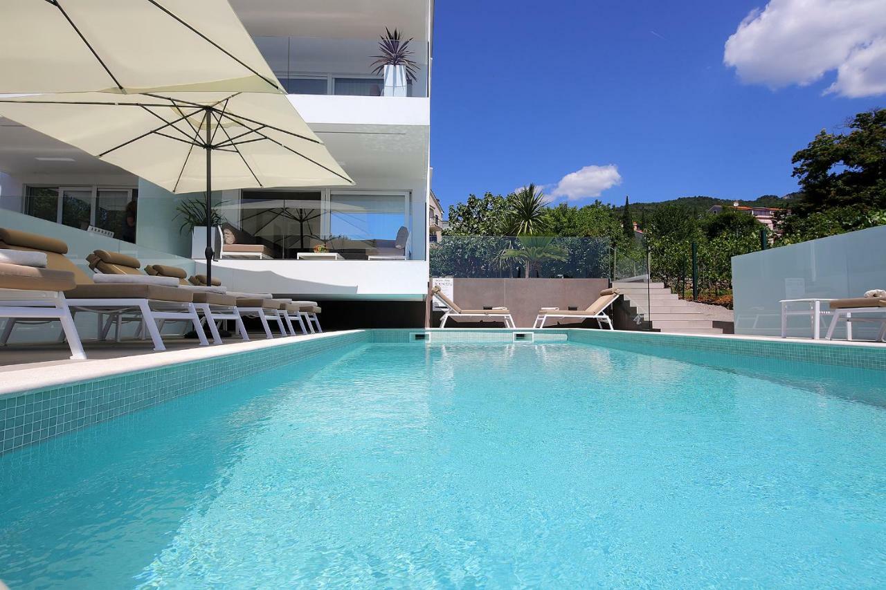 Stylish Apartment 100 M From The Beach Opatija Eksteriør billede